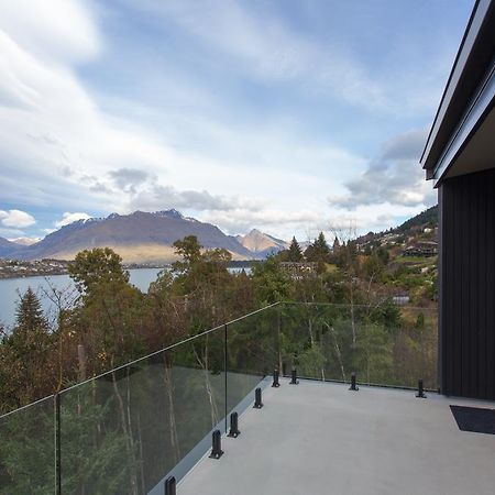 Highland Views Villa Queenstown Exterior photo